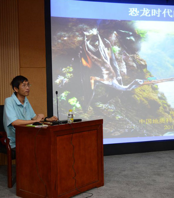 呂君昌博士到我館講述恐龍時(shí)代的空中霸主