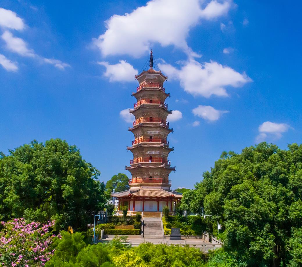 關(guān)于龜峰塔暫停對外開放的通告